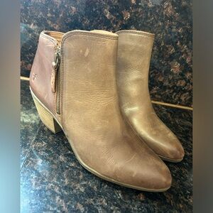 Frye Judith Double Zip Ankle Boots 9.5